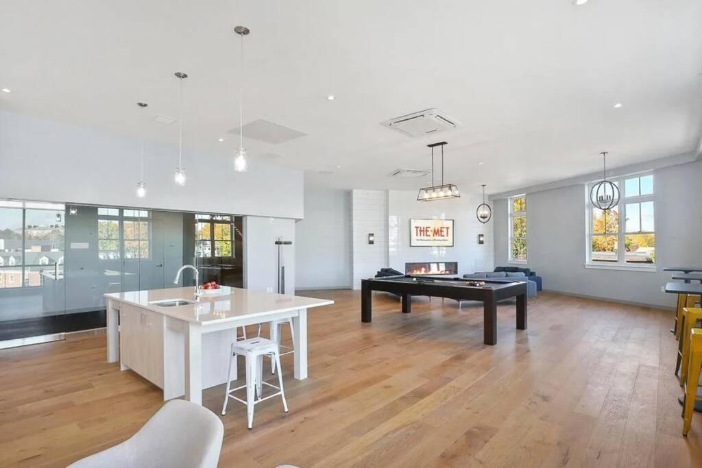 Luxury Apartment With Gym, Steps From Commuter Rail #4011 Reading Exteriér fotografie